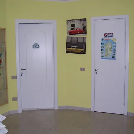 לינה וארוחת בוקר Margherita 3*